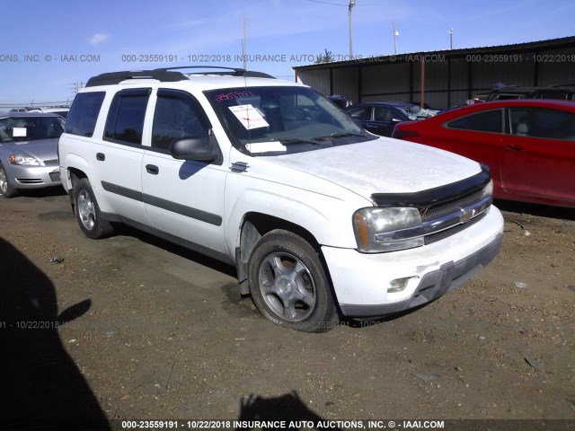 1GNET16S856130616 - 2005 CHEVROLET TRAILBLAZER EXT LS/EXT LT WHITE photo 1