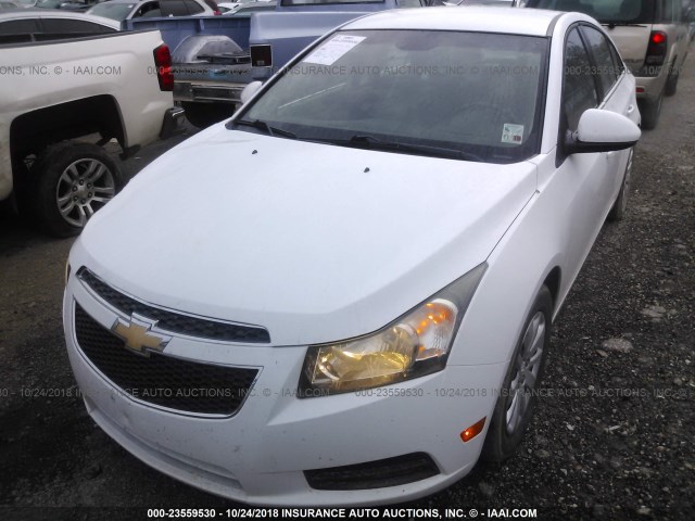 1G1PF5S99B7270790 - 2011 CHEVROLET CRUZE LT WHITE photo 2