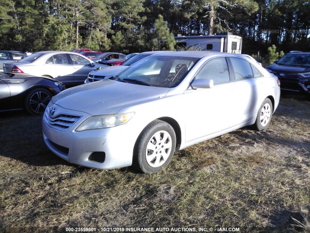 4T1BF3EK0AU034920 - 2010 TOYOTA CAMRY SE/LE/XLE 银色 照片 2