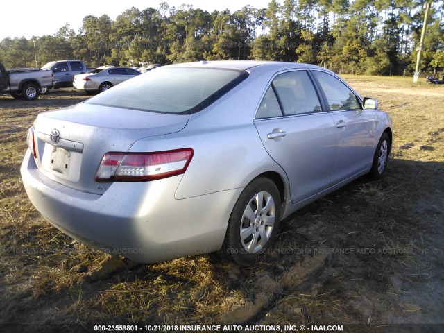 4T1BF3EK0AU034920 - 2010 TOYOTA CAMRY SE/LE/XLE 银色 照片 4