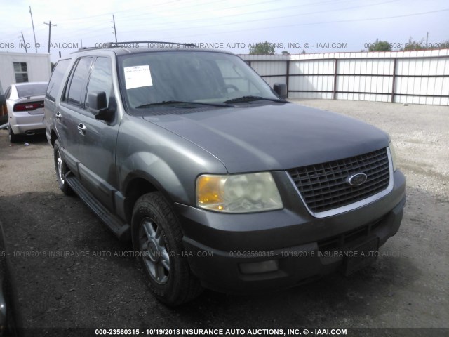 1FMFU15L44LB08368 - 2004 FORD EXPEDITION XLT GRAY photo 1