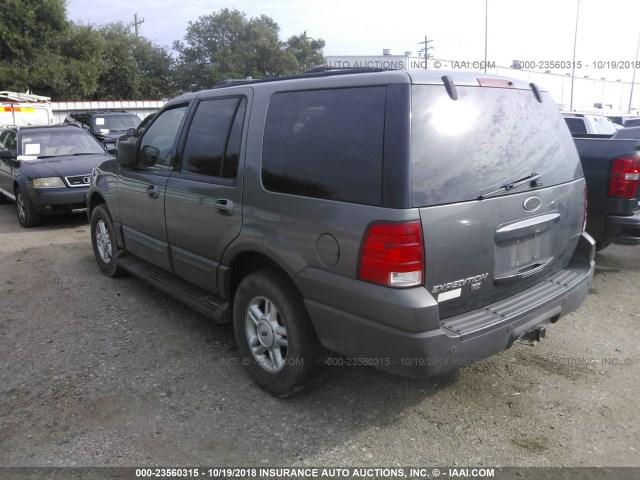 1FMFU15L44LB08368 - 2004 FORD EXPEDITION XLT GRAY photo 3