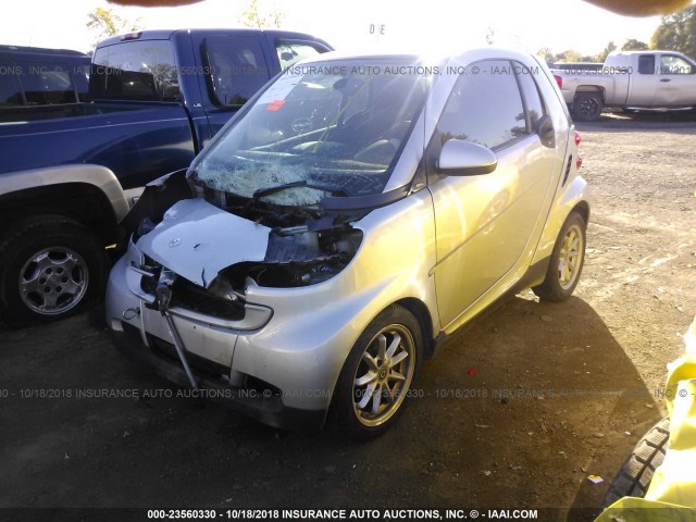 WMEEJ31X99K241574 - 2009 SMART FORTWO PURE/PASSION SILVER photo 2