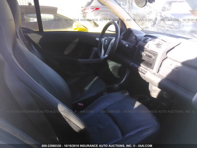 WMEEJ31X99K241574 - 2009 SMART FORTWO PURE/PASSION SILVER photo 5