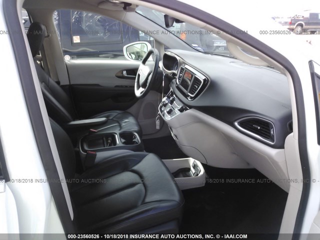 2C4RC1BG6JR211449 - 2018 CHRYSLER PACIFICA TOURING L Սպիտակ լուսանկար 5