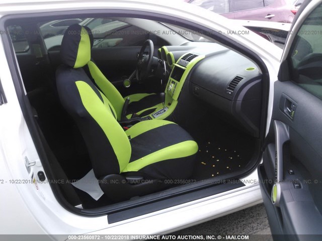 JTKDE3B75A0319886 - 2010 TOYOTA SCION TC 白色 照片 5