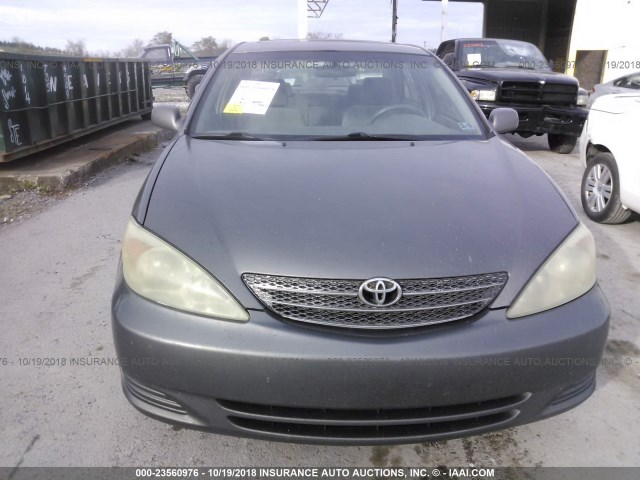 4T1BE32K23U669535 - 2003 TOYOTA CAMRY LE/XLE/SE Сұр фото 6