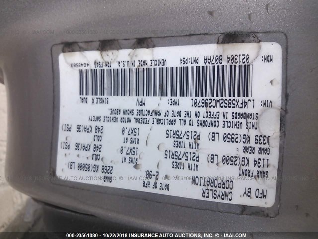 1J4FX58S2WC296701 - 1998 JEEP GRAND CHEROKEE LAREDO/TSI SILVER photo 9