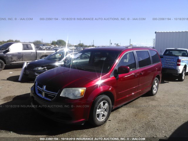 2D4RN3DG2BR617543 - 2011 DODGE GRAND CARAVAN MAINSTREET RED photo 2