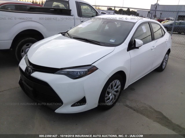 5YFBURHE3JP832022 - 2018 TOYOTA COROLLA L/LE/XLE/SE/XSE Ağ foto 2