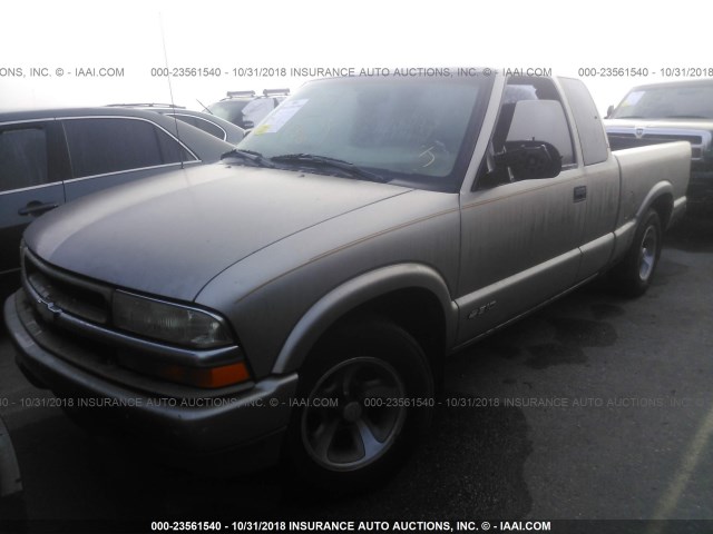 1GCCS1944W8237619 - 1998 CHEVROLET S TRUCK S10 GRAY photo 2