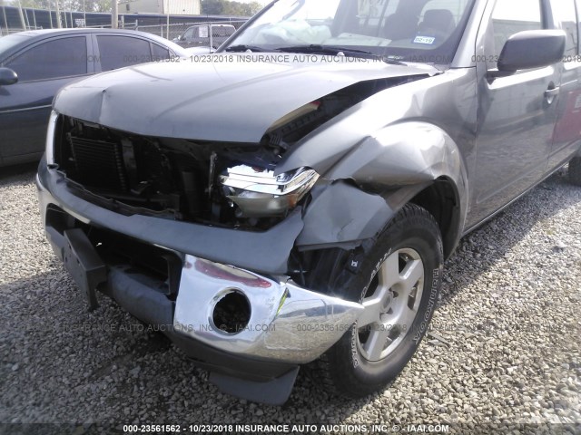 1N6AD09U27C404583 - 2007 NISSAN FRONTIER CREW CAB LE/SE/OFF ROAD GRAY photo 6