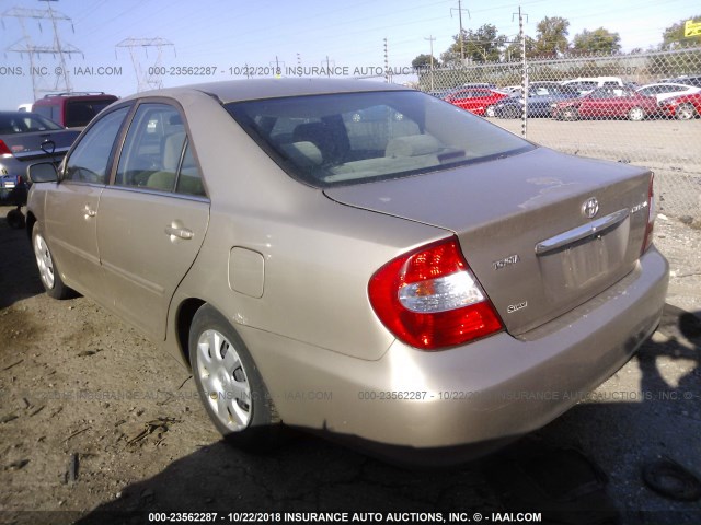 4T1BE32K32U542484 - 2002 TOYOTA CAMRY LE/XLE/SE GOLD photo 3