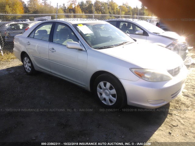 4T1BE32K33U190007 - 2003 TOYOTA CAMRY LE/XLE/SE SILVER photo 1