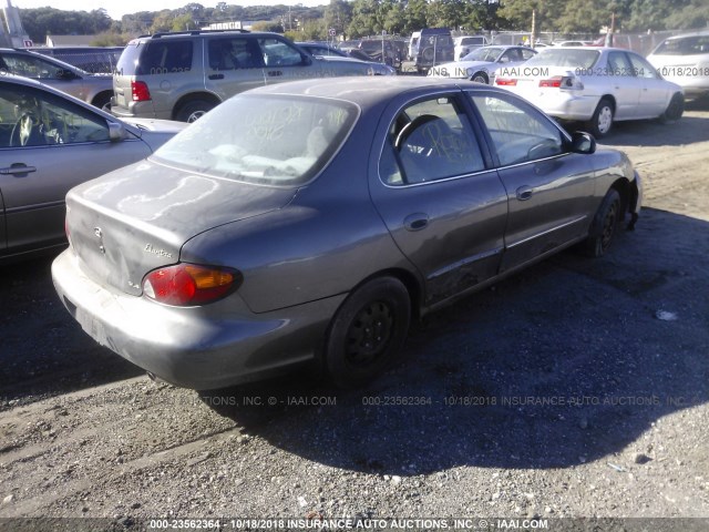 KMHJF35F9YU022452 - 2000 HYUNDAI ELANTRA GLS GRAY photo 4