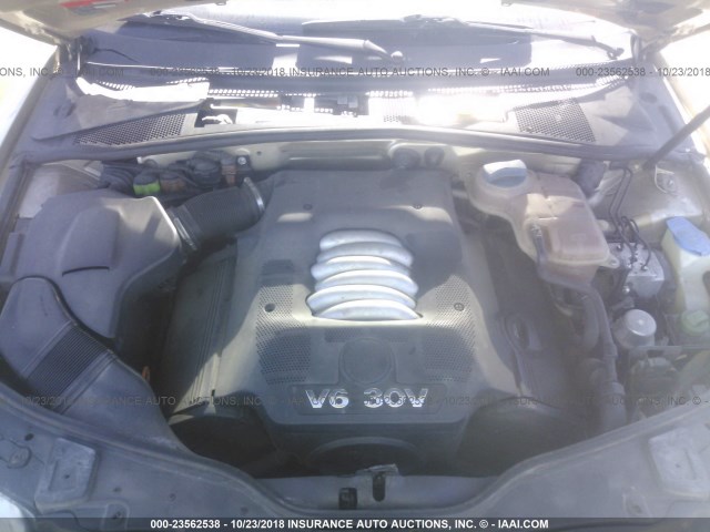 WVWRH63B12P044423 - 2002 VOLKSWAGEN PASSAT GLX GOLD photo 10