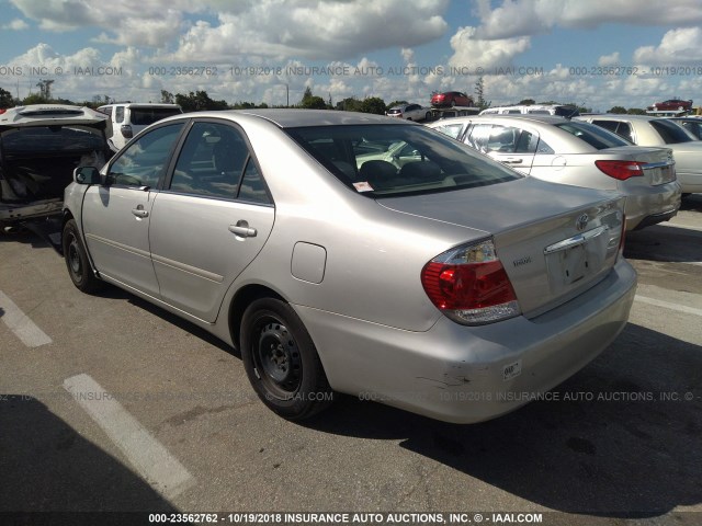 4T1BE32K36U114520 - 2006 TOYOTA CAMRY LE/XLE/SE SILVER photo 3