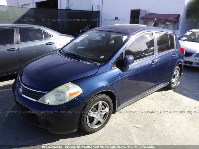 3N1BC13E17L375179 - 2007 NISSAN VERSA S/SL BLUE photo 2