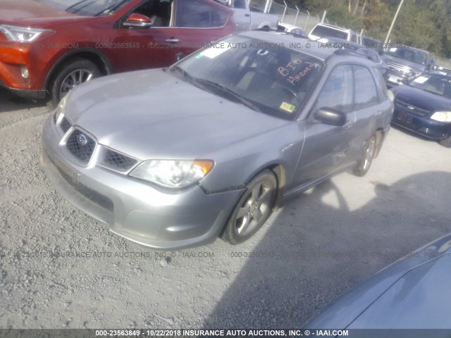 JF1GG67646H818130 - 2006 SUBARU IMPREZA 2.5I SPORTS WAGON SILVER photo 2