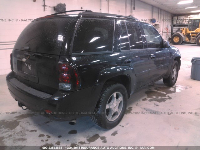 1GNDS13S662187859 - 2006 CHEVROLET TRAILBLAZER LS/LT BLACK photo 4