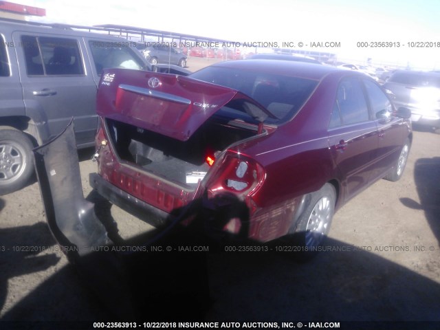 JTDBE32K030187593 - 2003 TOYOTA CAMRY LE/XLE RED photo 4
