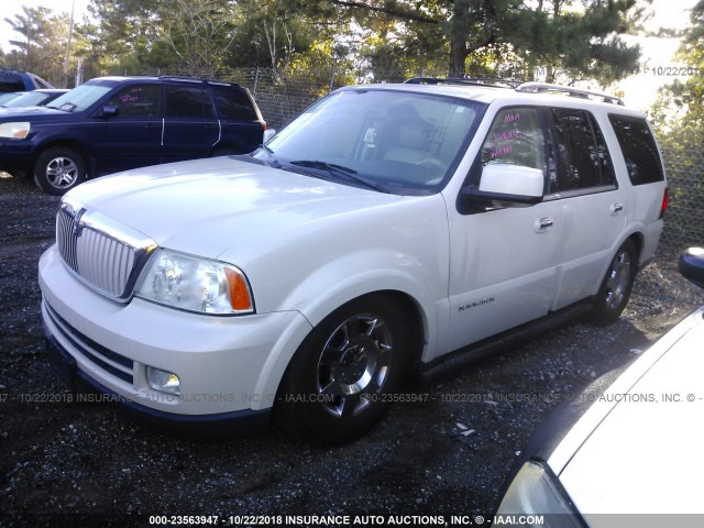 5LMFU28556LJ05028 - 2006 LINCOLN NAVIGATOR 白色 照片 2