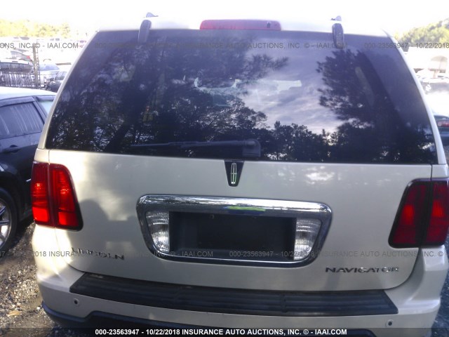 5LMFU28556LJ05028 - 2006 LINCOLN NAVIGATOR 白色 照片 6
