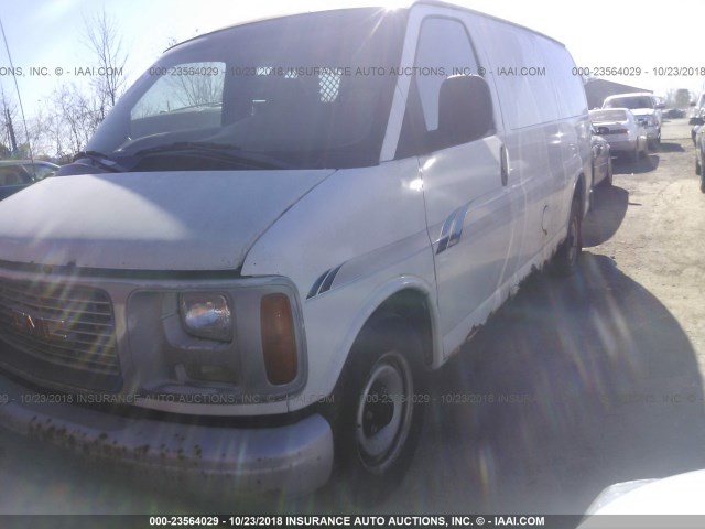 1GTFG25M8X1067690 - 1999 GMC SAVANA G2500 WHITE photo 2