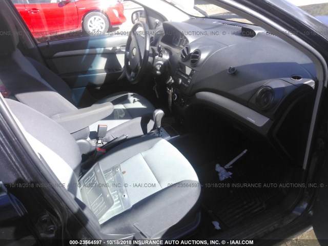 KL1TD66E79B664568 - 2009 CHEVROLET AVEO LS/LT Սև լուսանկար 5