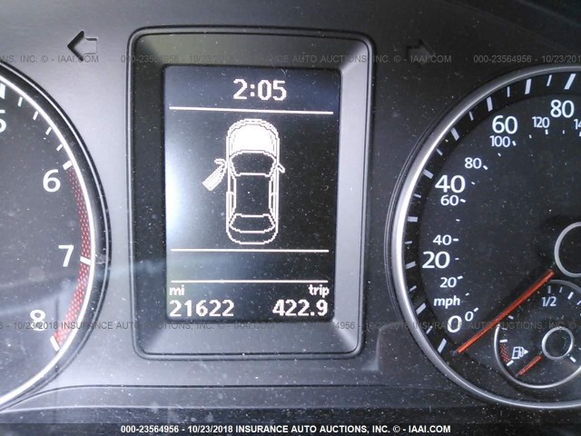 WVWBW8AHXFV000027 - 2015 VOLKSWAGEN EOS KOMFORT/SPORT ღია ლურჯი ფოტო 7