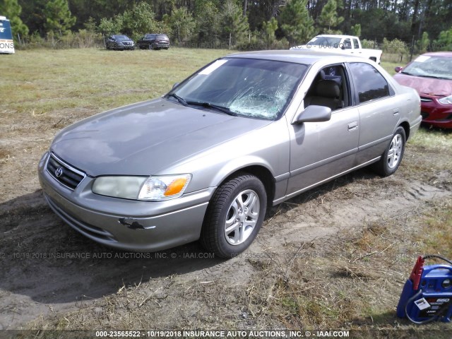 4T1BF22K8YU112708 - 2000 TOYOTA CAMRY LE/XLE GRAY photo 2