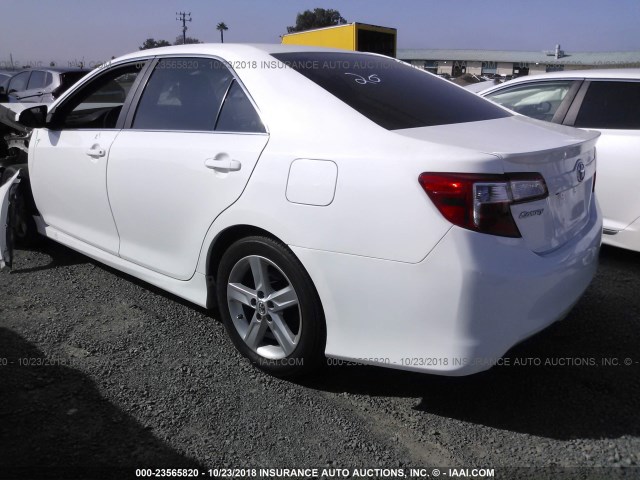 4T1BF1FK8EU389603 - 2014 TOYOTA CAMRY L/SE/LE/XLE Ağ foto 3