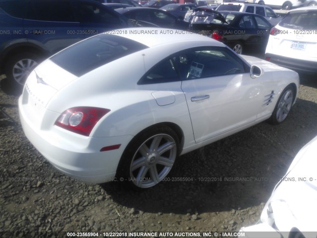 1C3AN69L94X007455 - 2004 CHRYSLER CROSSFIRE LIMITED WHITE photo 4