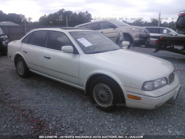 JNKNG01D1SM305245 - 1995 INFINITI Q45 WHITE photo 1