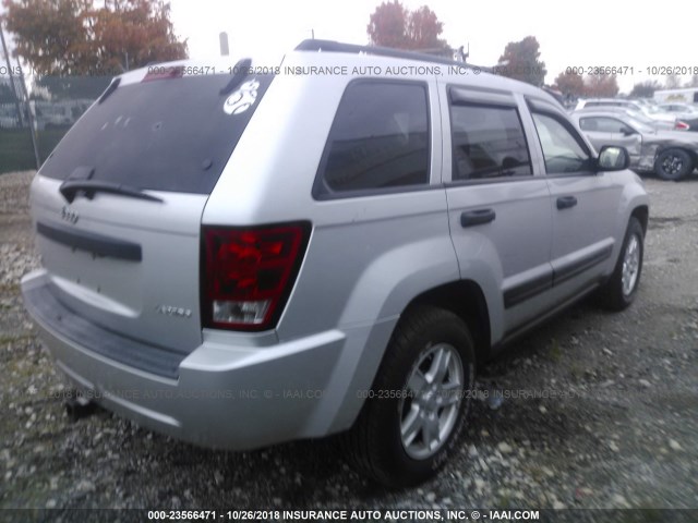 1J4HR48N05C571729 - 2005 JEEP GRAND CHEROKEE LAREDO/COLUMBIA/FREEDOM 银色 照片 4