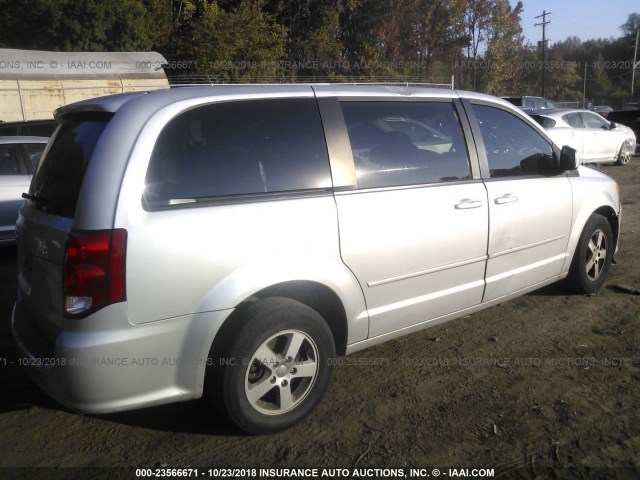 2D4RN3DG7BR626495 - 2011 DODGE GRAND CARAVAN MAINSTREET SILVER photo 4