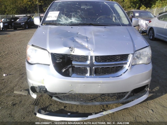 2D4RN3DG7BR626495 - 2011 DODGE GRAND CARAVAN MAINSTREET SILVER photo 6