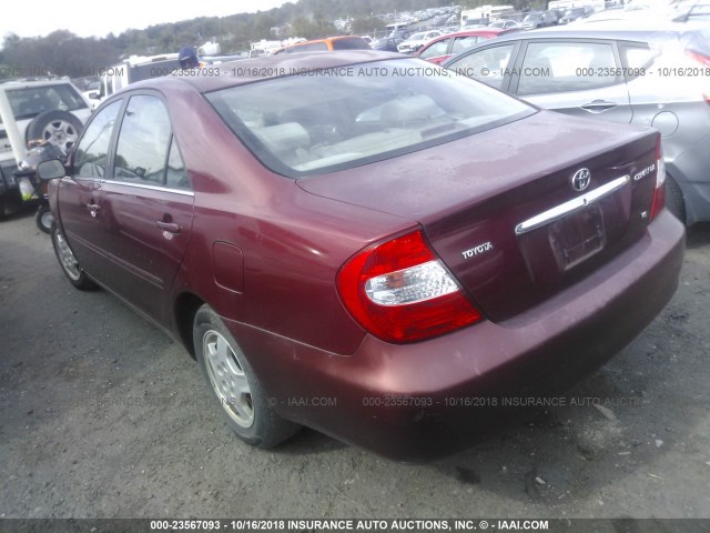 4T1BF30K22U034300 - 2002 TOYOTA CAMRY LE/XLE/SE 红色 照片 3