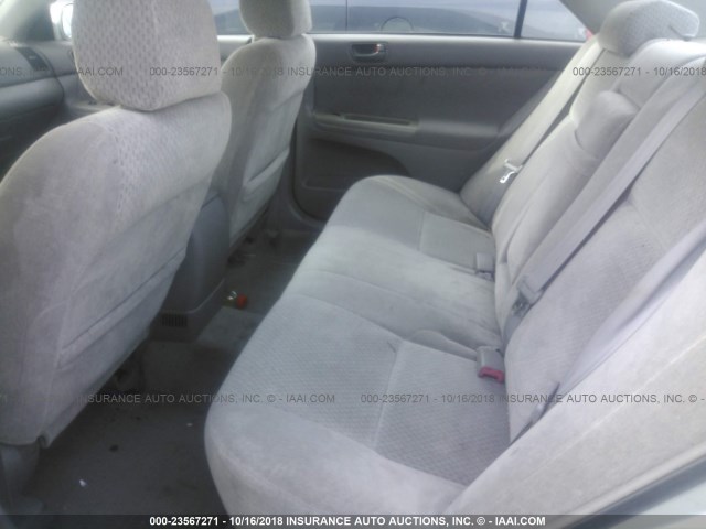 4T1BE32K33U201779 - 2003 TOYOTA CAMRY LE/XLE/SE Күміс фото 8