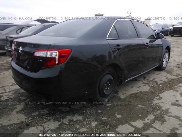 4T4BF1FKXDR300618 - 2013 TOYOTA CAMRY L/SE/LE/XLE 蓝色 照片 4