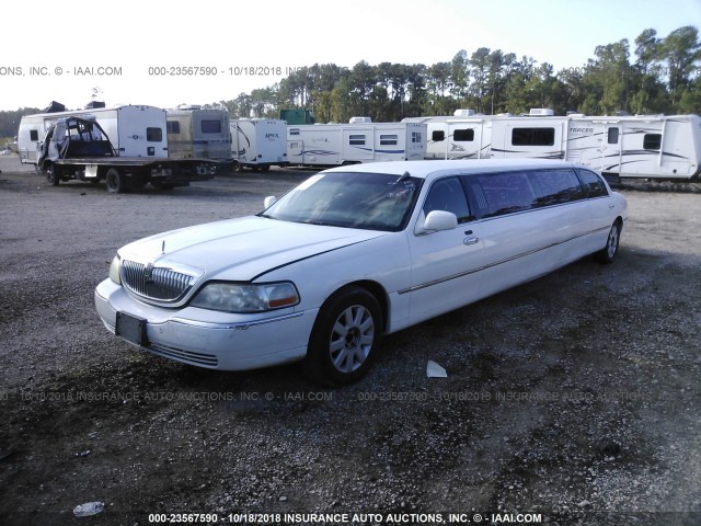 1L1FM88W56Y608433 - 2006 LINCOLN TOWN CAR EXECUTIVE WHITE photo 2