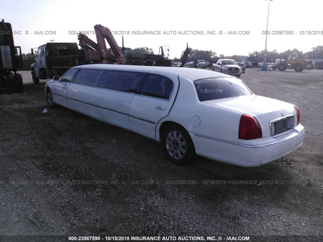 1L1FM88W56Y608433 - 2006 LINCOLN TOWN CAR EXECUTIVE WHITE photo 3