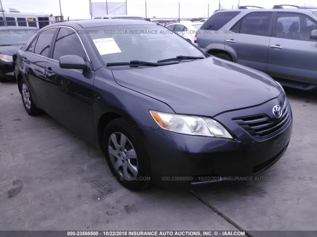 4T1BE46K09U877020 - 2009 TOYOTA CAMRY SE/LE/XLE GRAY photo 1