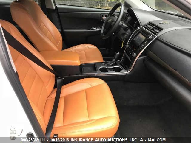4T1BF1FK6GU507134 - 2016 TOYOTA CAMRY LE/XLE/SE/XSE 白色 照片 5