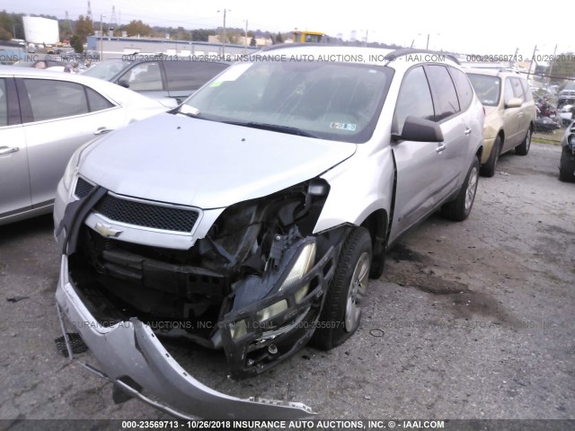 1GNER13D29S119712 - 2009 CHEVROLET TRAVERSE LS SILVER photo 6