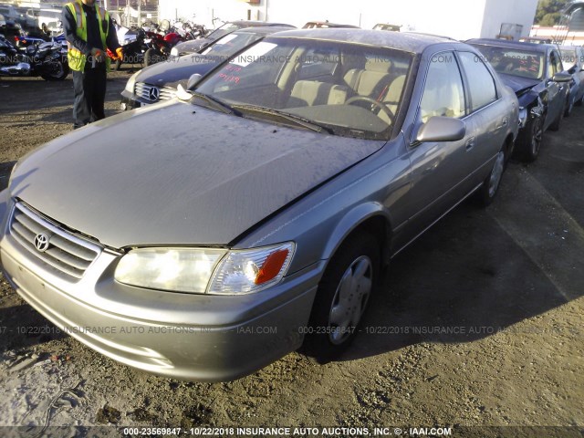 JT2BG22K6Y0408926 - 2000 TOYOTA CAMRY CE/LE/XLE 银色 照片 2