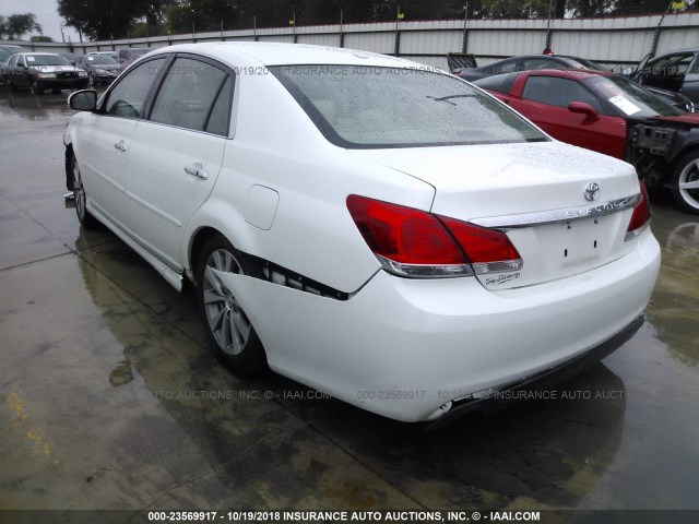 4T1BK3DB5BU383117 - 2011 TOYOTA AVALON LIMITED WHITE photo 3