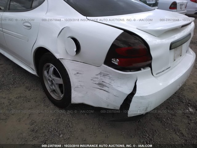 2G2WS522941262596 - 2004 PONTIAC GRAND PRIX GT2 თეთრი ფოტო 6