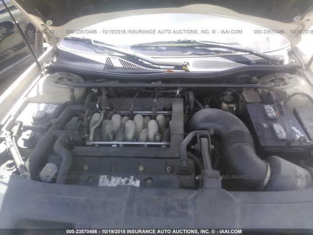 1LNHM97V3XY703211 - 1999 LINCOLN CONTINENTAL  Weiß Foto 10