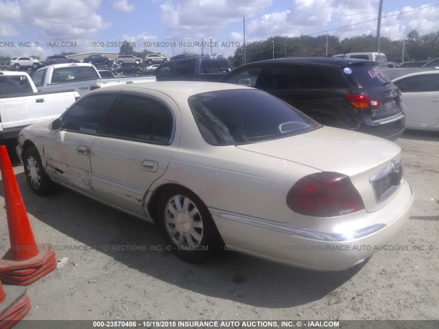 1LNHM97V3XY703211 - 1999 LINCOLN CONTINENTAL  WHITE photo 3